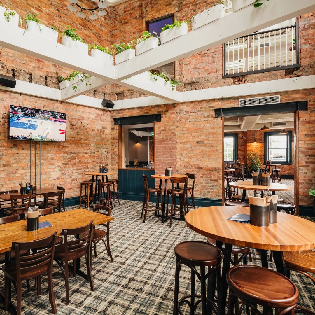 Thomas Miller Room - Feed - square (1)