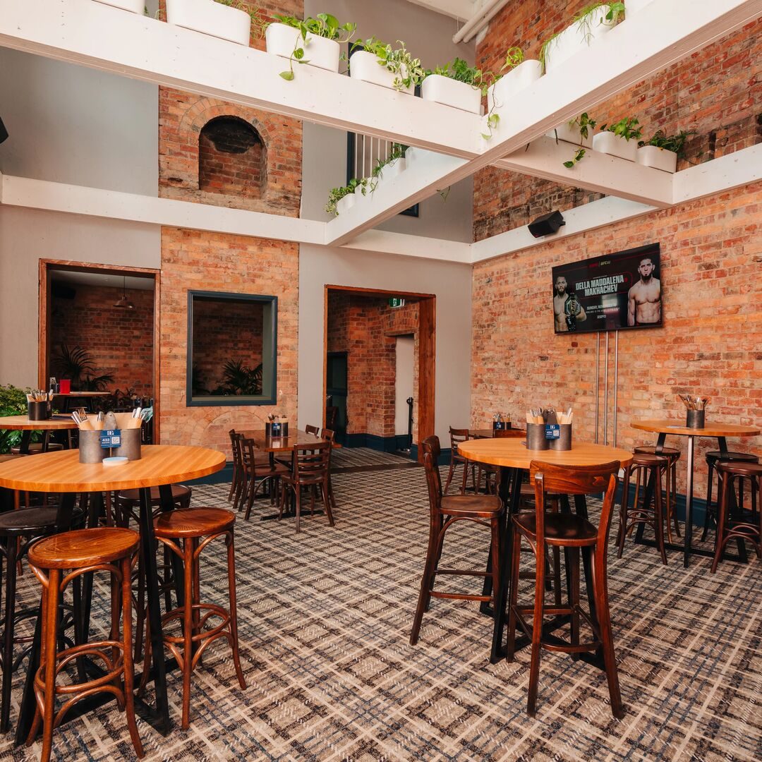 Thomas Miller Room - Feed - square